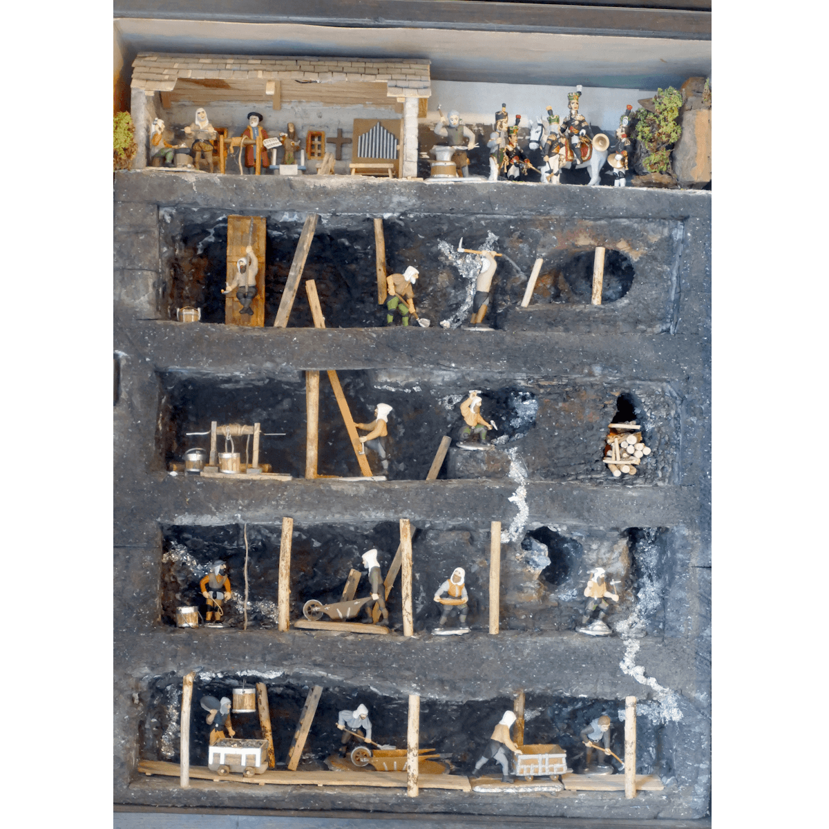 Bild "Produkte:05_bergwerk-5.png"